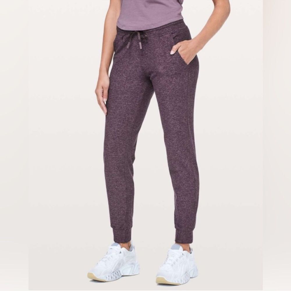Lululemon Ready to Rulu Jogger Pants in Heathered Arctic Plum Womens Size 6
